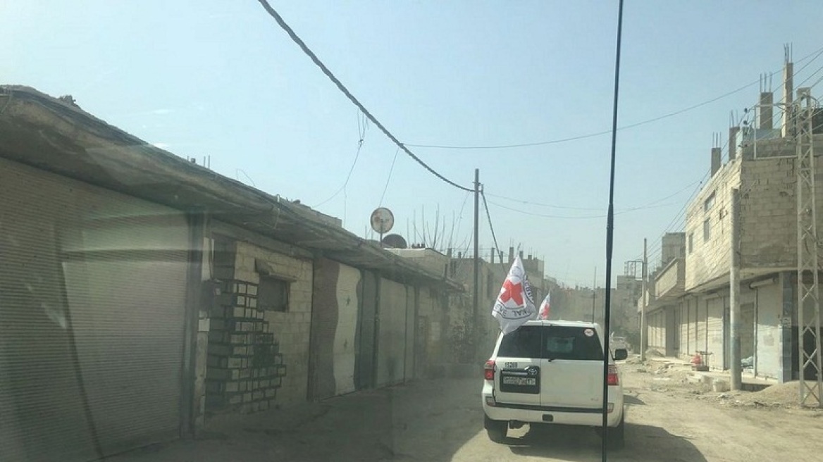 Συρία: Στην Ανατολική Γούτα εισήλθε η αυτοκινητοπομπή με την ανθρωπιστική βοήθεια 